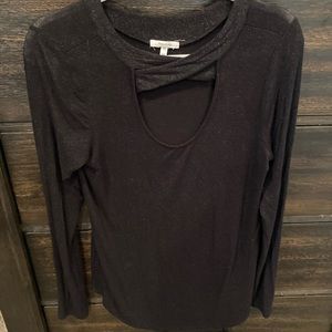 Cute, comfy long sleeve top.